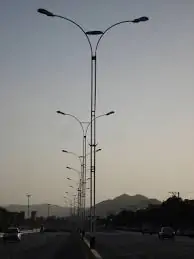 نصب پایه روشنایی فلزی در شیراز 1 نصب پایه روشنایی فلزی در شیراز