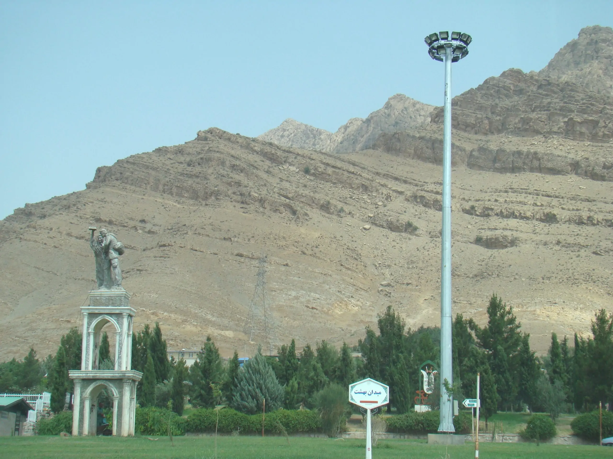 استفاده از برج نوری در رویدادهای ورزشی و فرهنگی 2 استفاده از برج نوری در رویدادهای ورزشی و فرهنگی